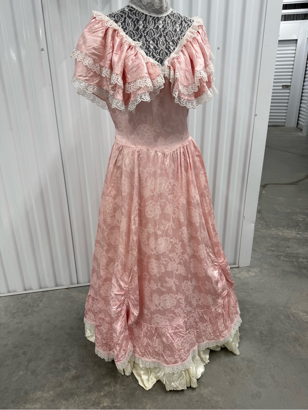 Gunne Sax Pink Lace-Trim Victorian-Inspired Prom Gown 13